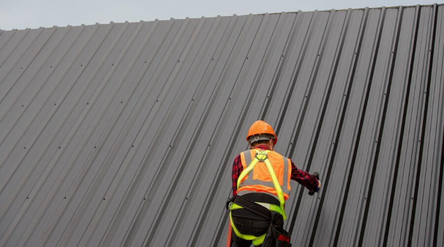 Professional metal roof installation services in Chippewa Falls, WI